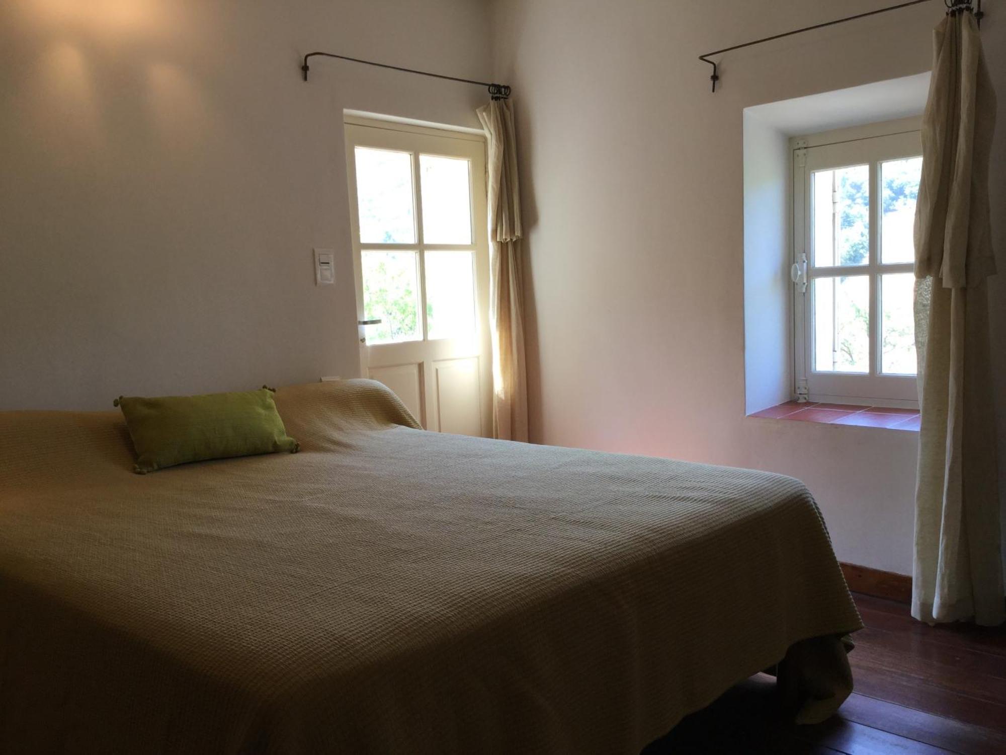 Joli Mas Provençal du 19ème siècle avec grande piscine privée, situé au calme, en campagne de Lacoste, au cœur du Luberon, 6 personnes, LS2-239 Amanto Lacoste  Exterior foto