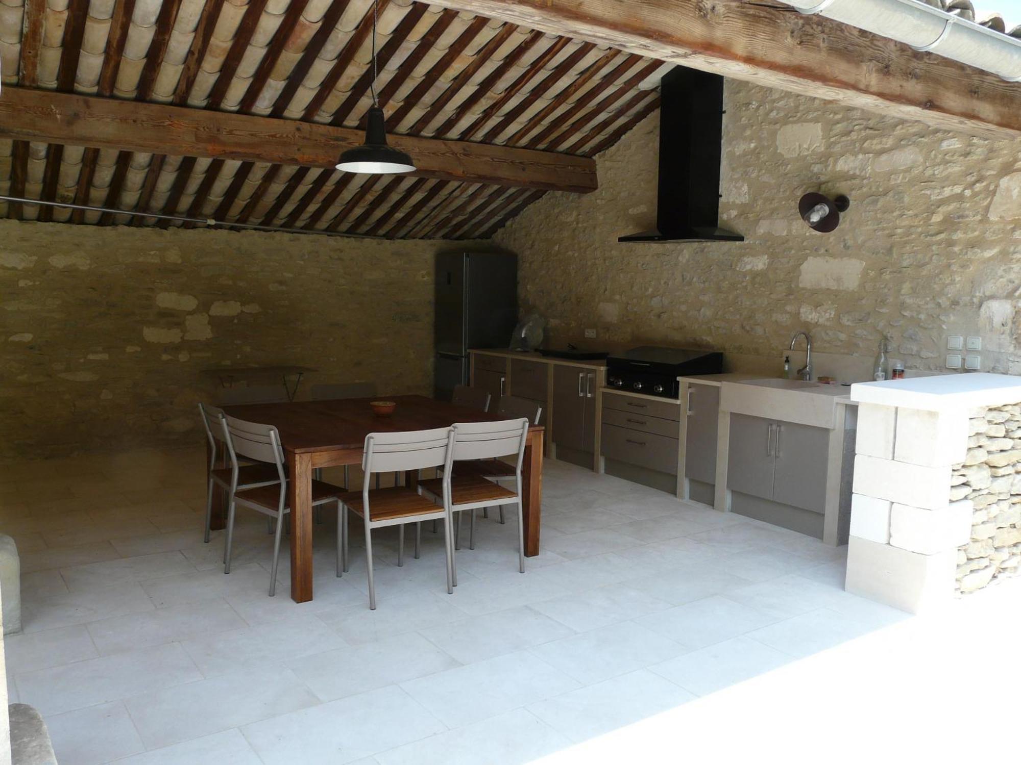 Joli Mas Provençal du 19ème siècle avec grande piscine privée, situé au calme, en campagne de Lacoste, au cœur du Luberon, 6 personnes, LS2-239 Amanto Lacoste  Exterior foto