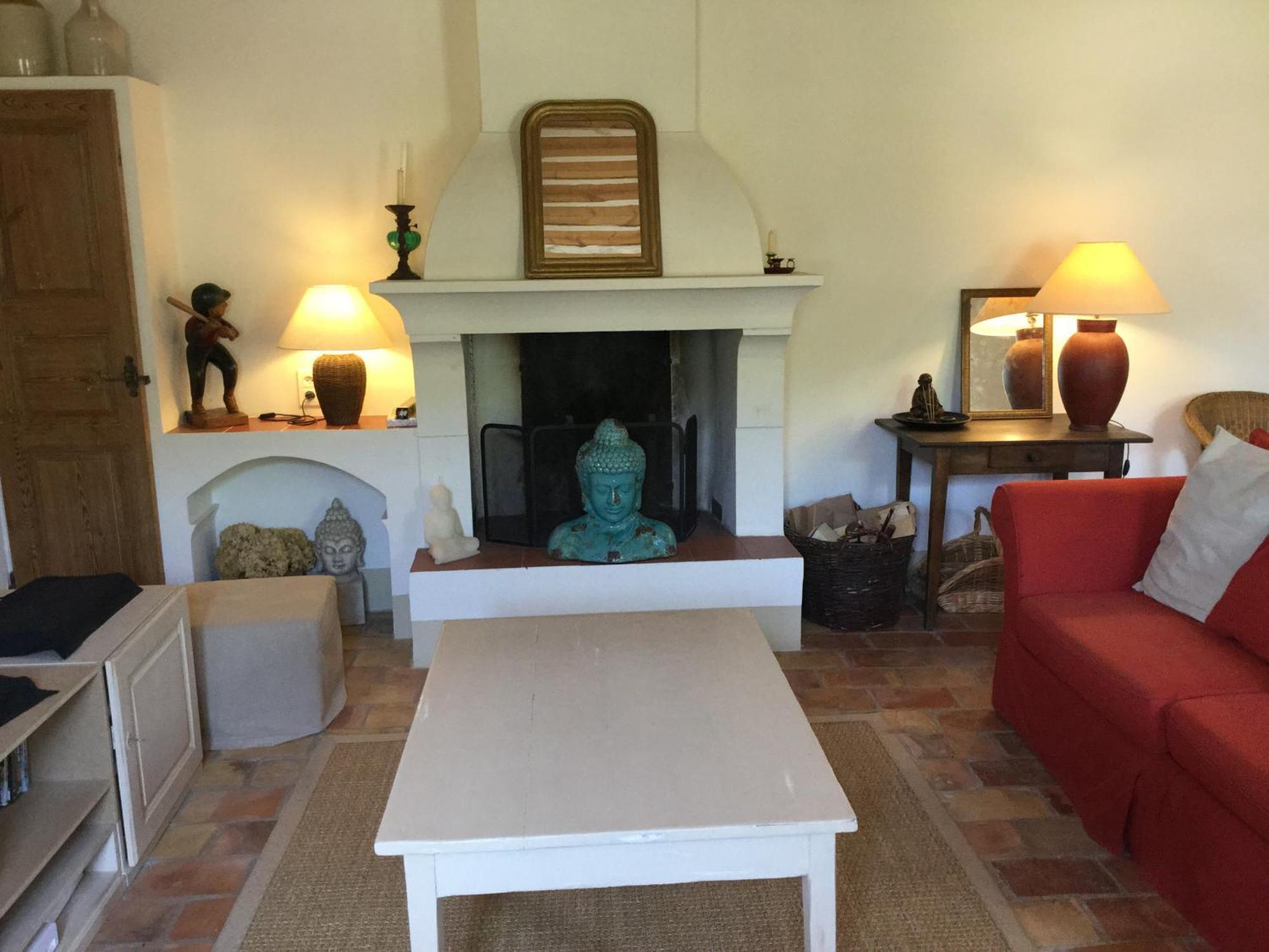 Joli Mas Provençal du 19ème siècle avec grande piscine privée, situé au calme, en campagne de Lacoste, au cœur du Luberon, 6 personnes, LS2-239 Amanto Lacoste  Exterior foto